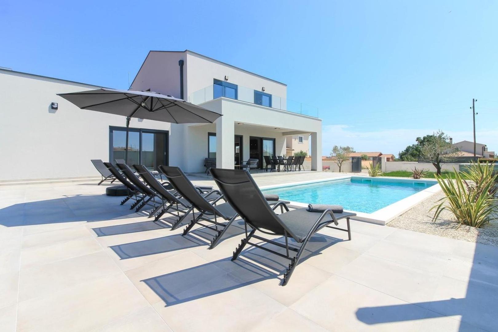 Mit Privatpool Fuer 8 Personen Ca 180 Qm In Loborika, Istrien Suedkueste Von Istrien Vikendica *